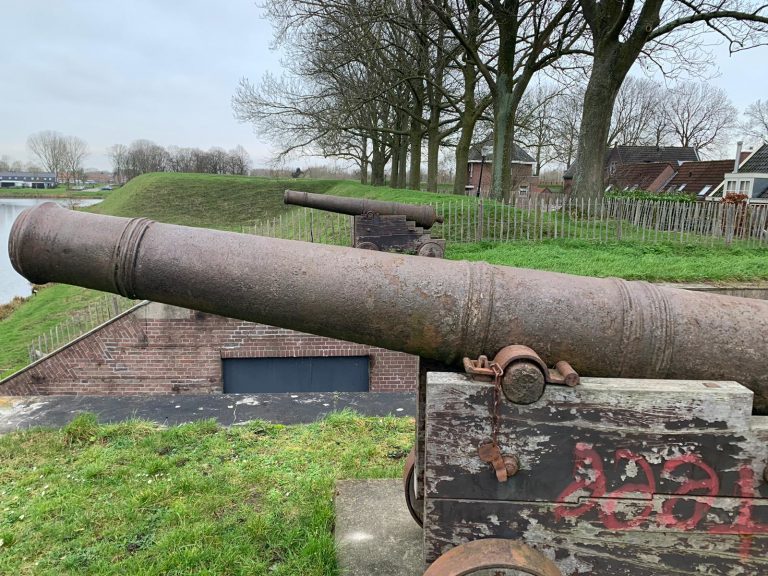 Bezoek eens een oud stadje